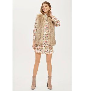 TOPSHOP Faux Fur Vest